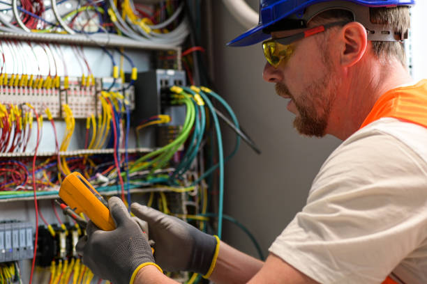 Best Licensed Electrician  in Oakdale, PA